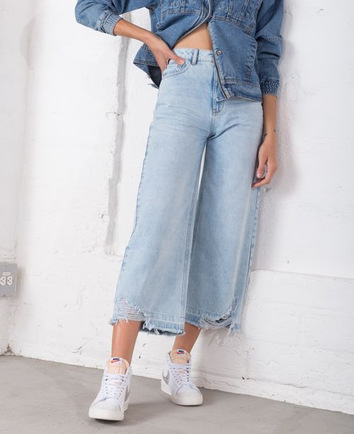 Jean para mujer azul claro Culotte tiro súper alto con reservas y bajo deshilado