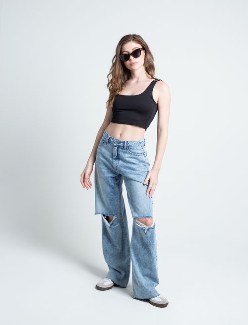 Camiseta tipo crop