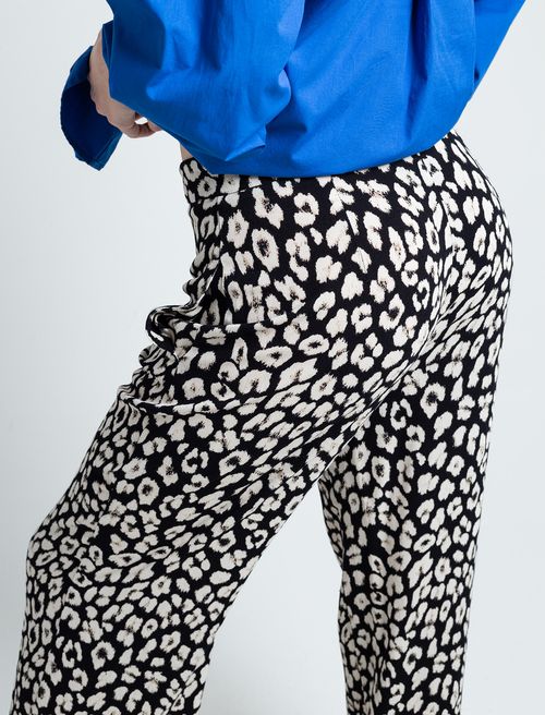 Pantalón de tela fluida