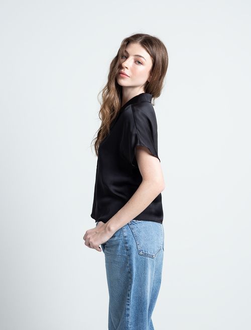 Camisa con cuello de solapa