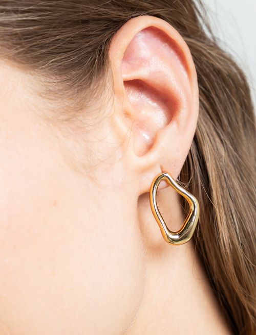 Aretes de diseño abstracto