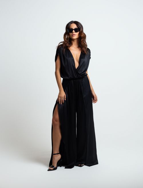 Enterizo con escote en V