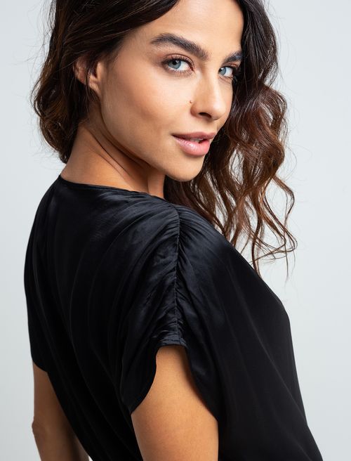 Enterizo con escote en V