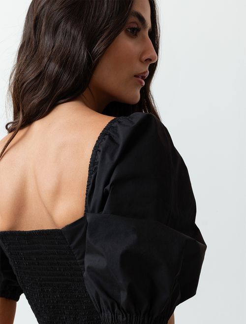 Camisa tipo crop