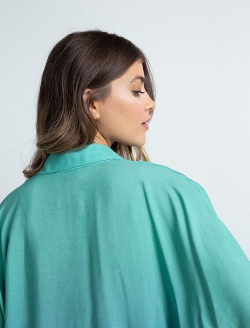 Camisa de diseño abierto