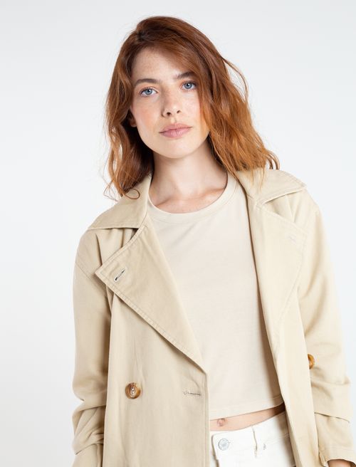 Blazer de botones con cinturón