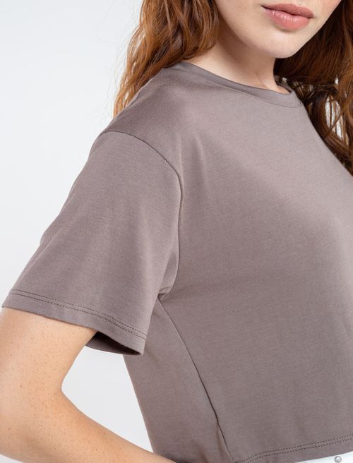 Camiseta básica silueta amplia