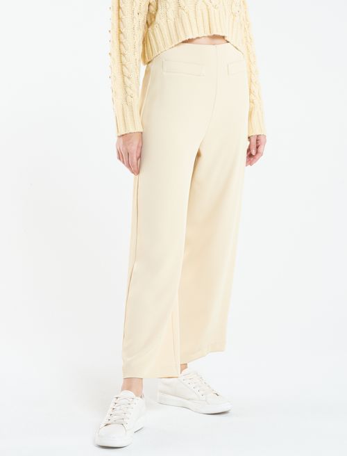 Pantalón silueta Culotte