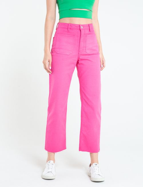 Pantalón con bolsillos de parche