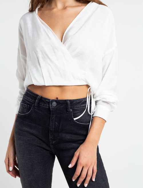 Camisa manga larga con escote