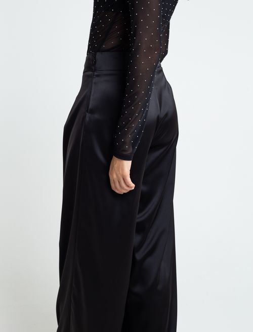 Pantalón de bota amplia