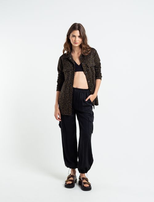 Chaqueta con diseño de animal print