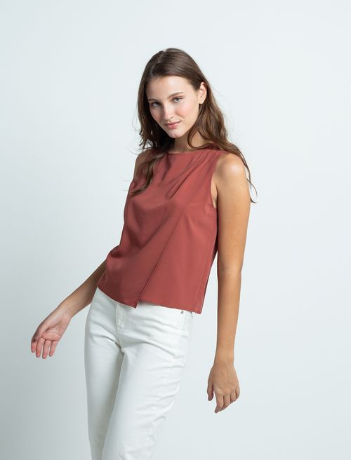 Camisa de diseño cruzado