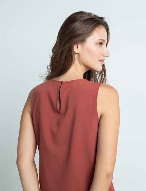 Camisa de diseño cruzado
