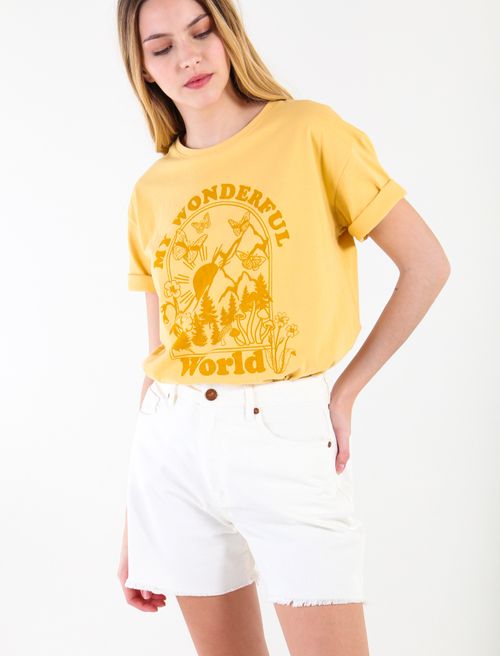 Camiseta manga corta con estampado frontal