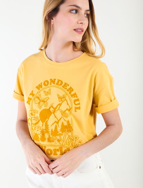 Camiseta manga corta con estampado frontal