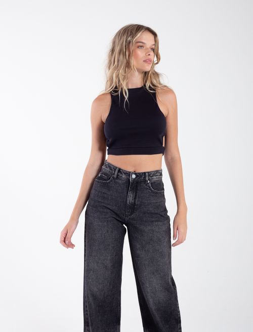 Camiseta manga sisa tipo crop top
