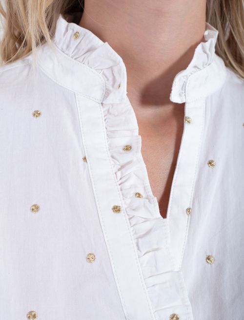 Camisa clásica con bordados