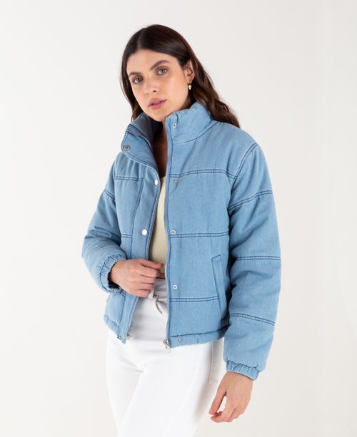 Chaqueta azul abullonada