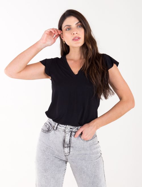 Camiseta con bolero en manga