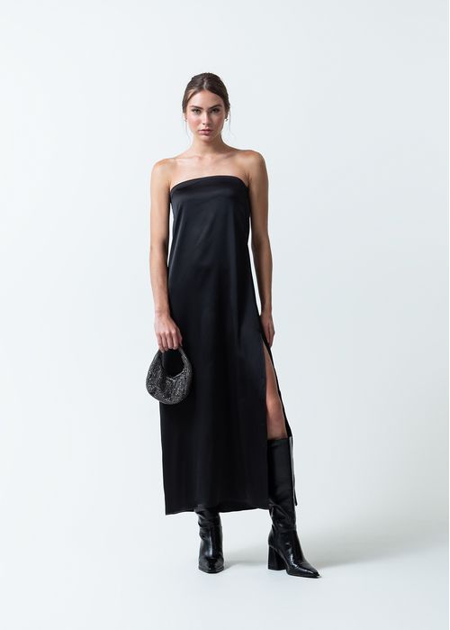 Vestido Strapless de tela fluida