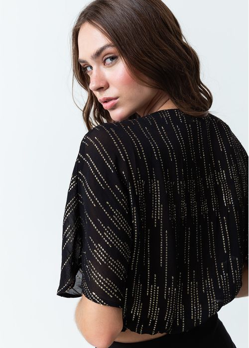 Camisa con apliques brillantes