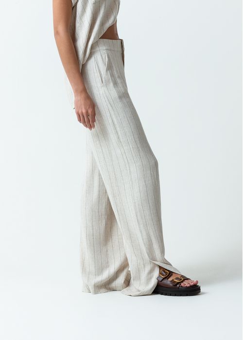 Pantalón de diseño a rayas