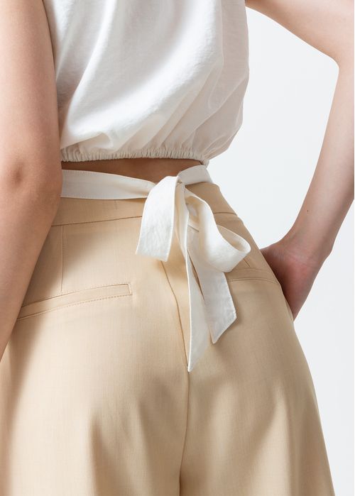 Camisa con elástico en cintura