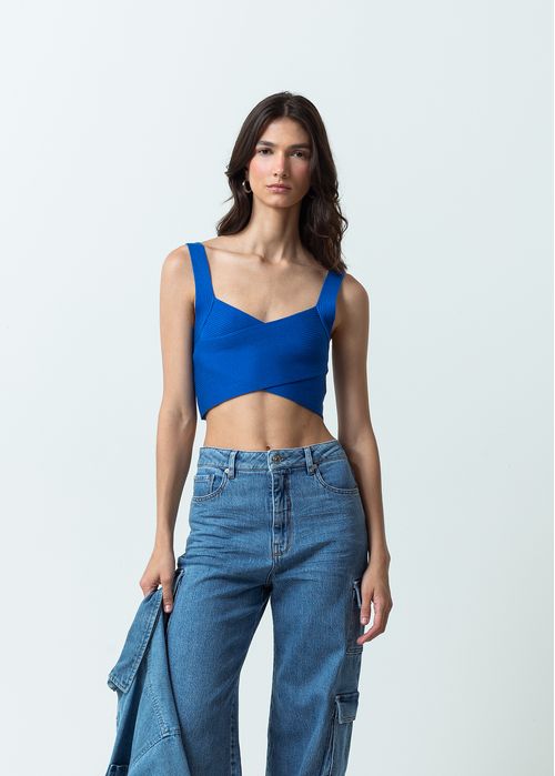 Camiseta tejida tipo crop