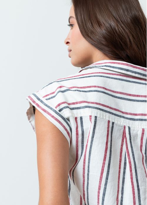 Camisa de diseño a rayas