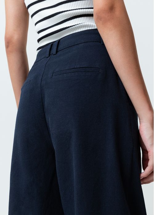 Pantalón de bota amplia