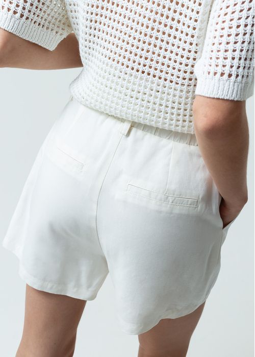Short en tela fluida