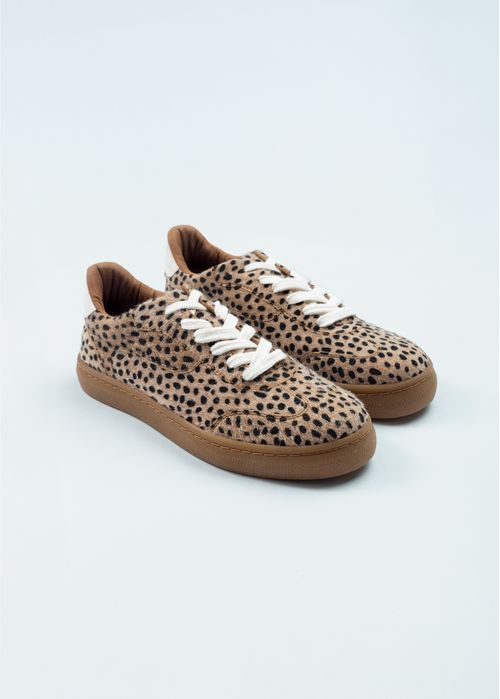 Tenis afelpados de animal print