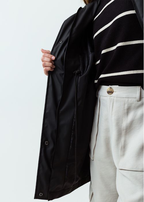 Chaqueta en tela impermeable
