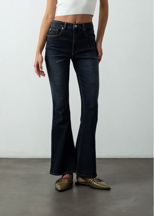 Jean Flare fit de bota amplia