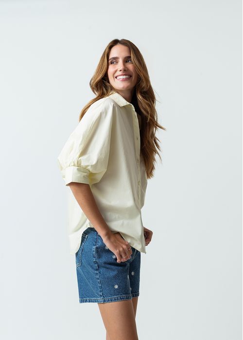 Camisa clásica con botones