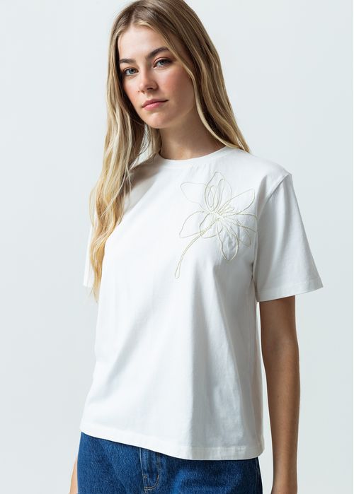 Camiseta con bordado de flor