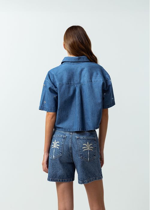 Camisa manga corta con bordados de palmeras