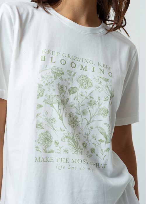 Camiseta manga corta estampada en frente