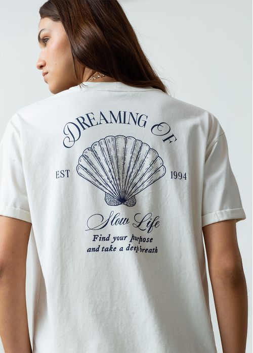 Camiseta manga corta estampada en espalda