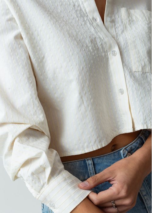Camisa manga larga de tela con textura