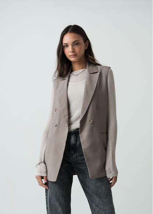 Chaleco largo tipo blazer