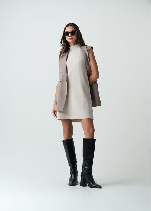 Vestido corto manga sisa