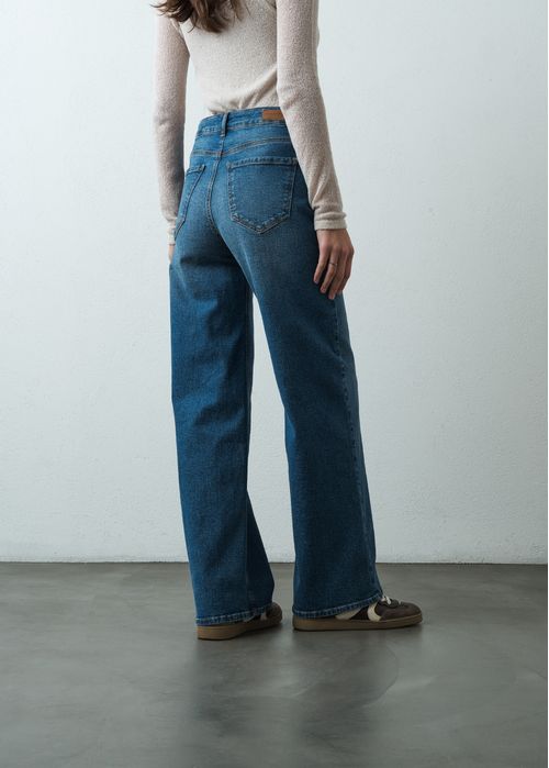Jean Wide Leg tiro alto tono oscuro