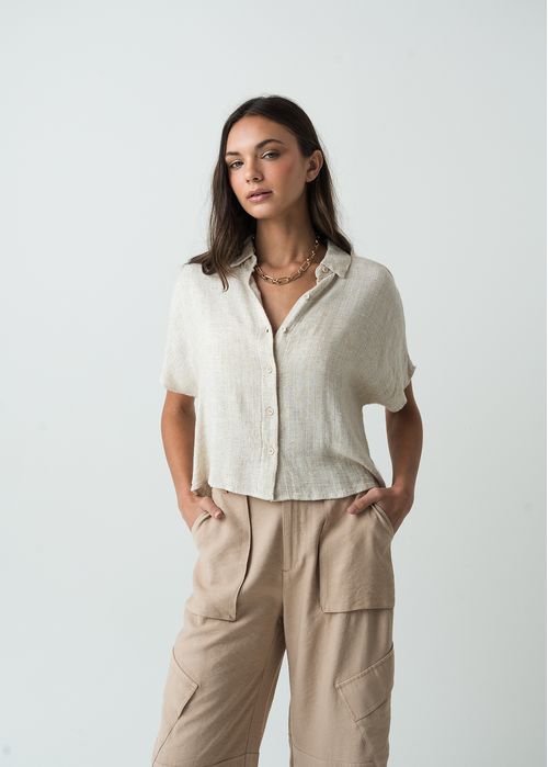 Camisa manga corta tipo lino