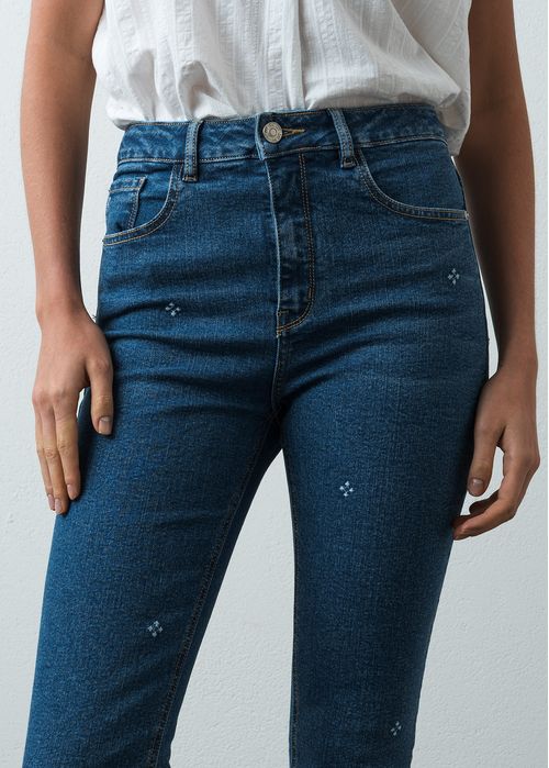 Jean Wide Leg tiro alto con apliques bordados