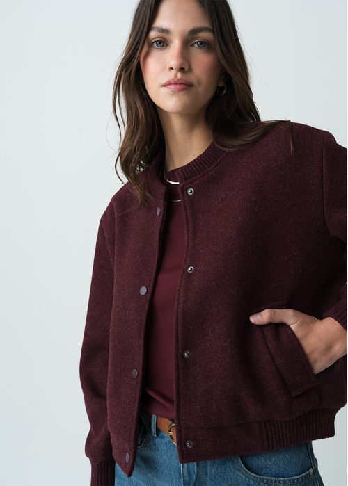 Chaqueta con botones