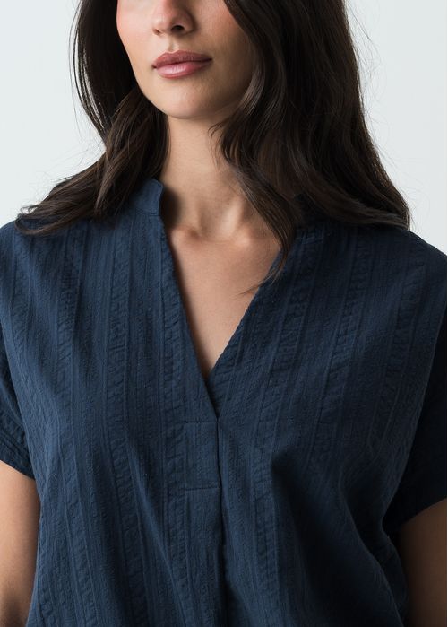 Camisa manga corta de tela con textura