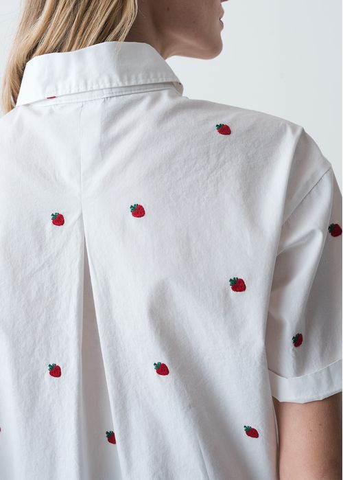 Camisa manga corta con detalles bordados