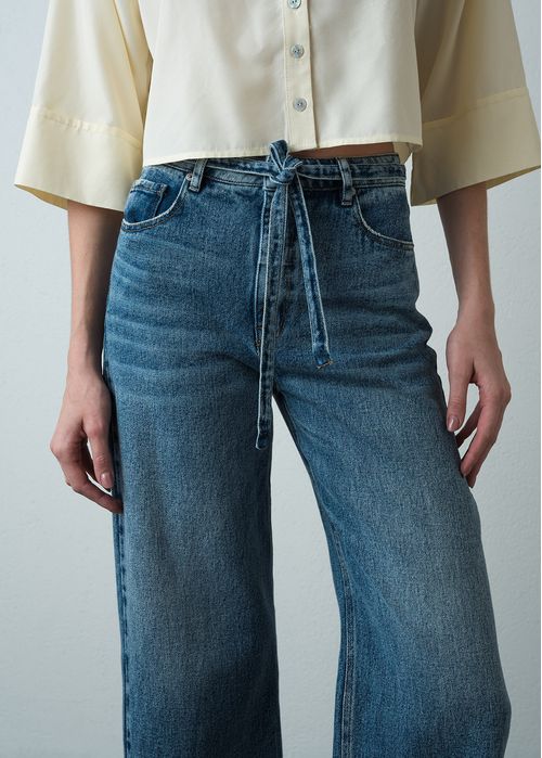 Jean Wide Leg con cinturón